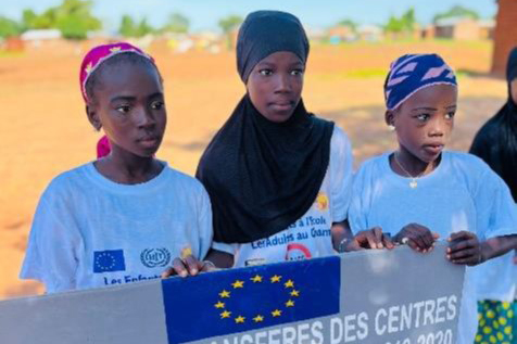 Former child labourer girls from Sissako region in Mali attending the Accelerated School Centre EU funded Clear Cotton project, implemented by ILO and FAO