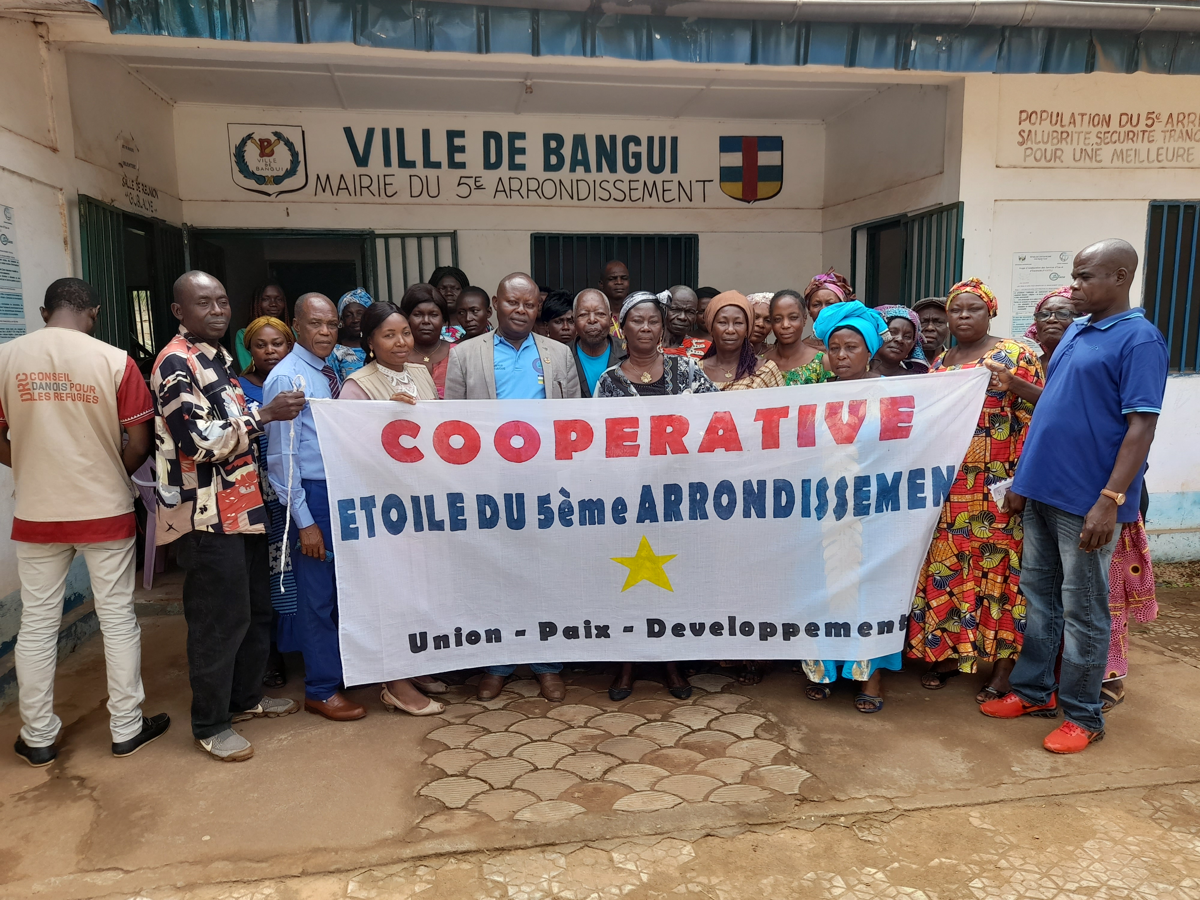 Membres de la coopérative des associations villageoises d’épargne et de crédit du 5è arrondissement de Bangui