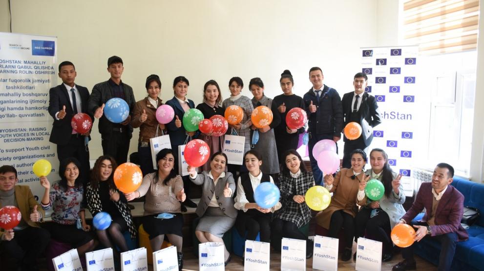Oct. 27, 2020 - Andijan - Participants during Youth CSO Leadership and Advocacy Training after the activity on adversarial vs. collaborative approach