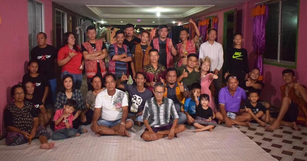 Group photo of villagers who made it back to Gawai
