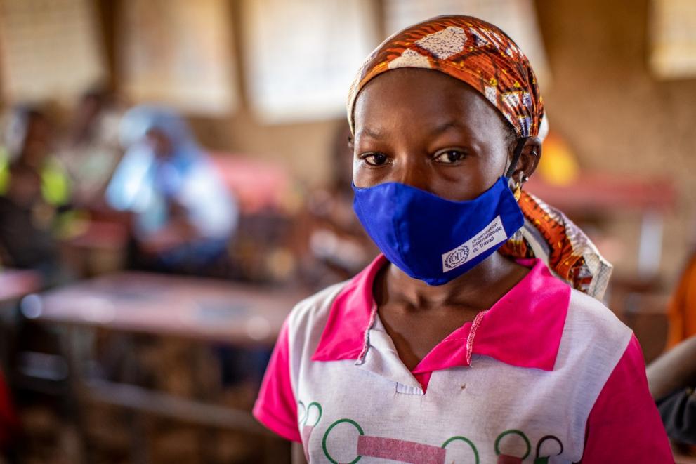 Aïssata Sanogo from Mali was reintegrated into school as a result of the EU CLEAR Cotton project.