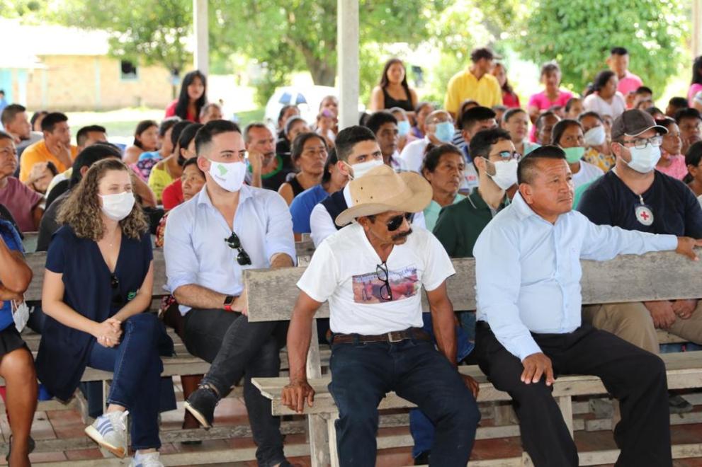 Federal public defenders at a public hearing held in the indigenous community in Pacaraima
