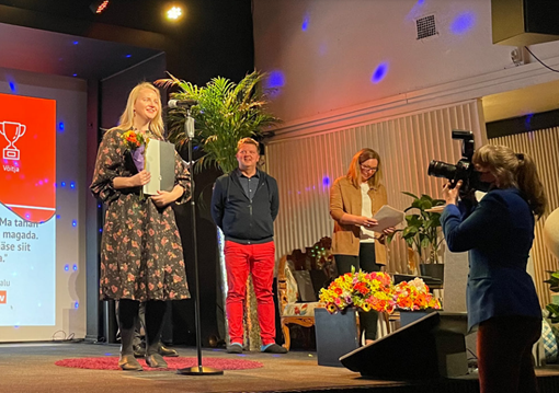 Reporter, Eliisa Matsalu, Reporter receiving “Best Podcast” award for her piece on migrant rights from the Estonian Association of Media Companies
